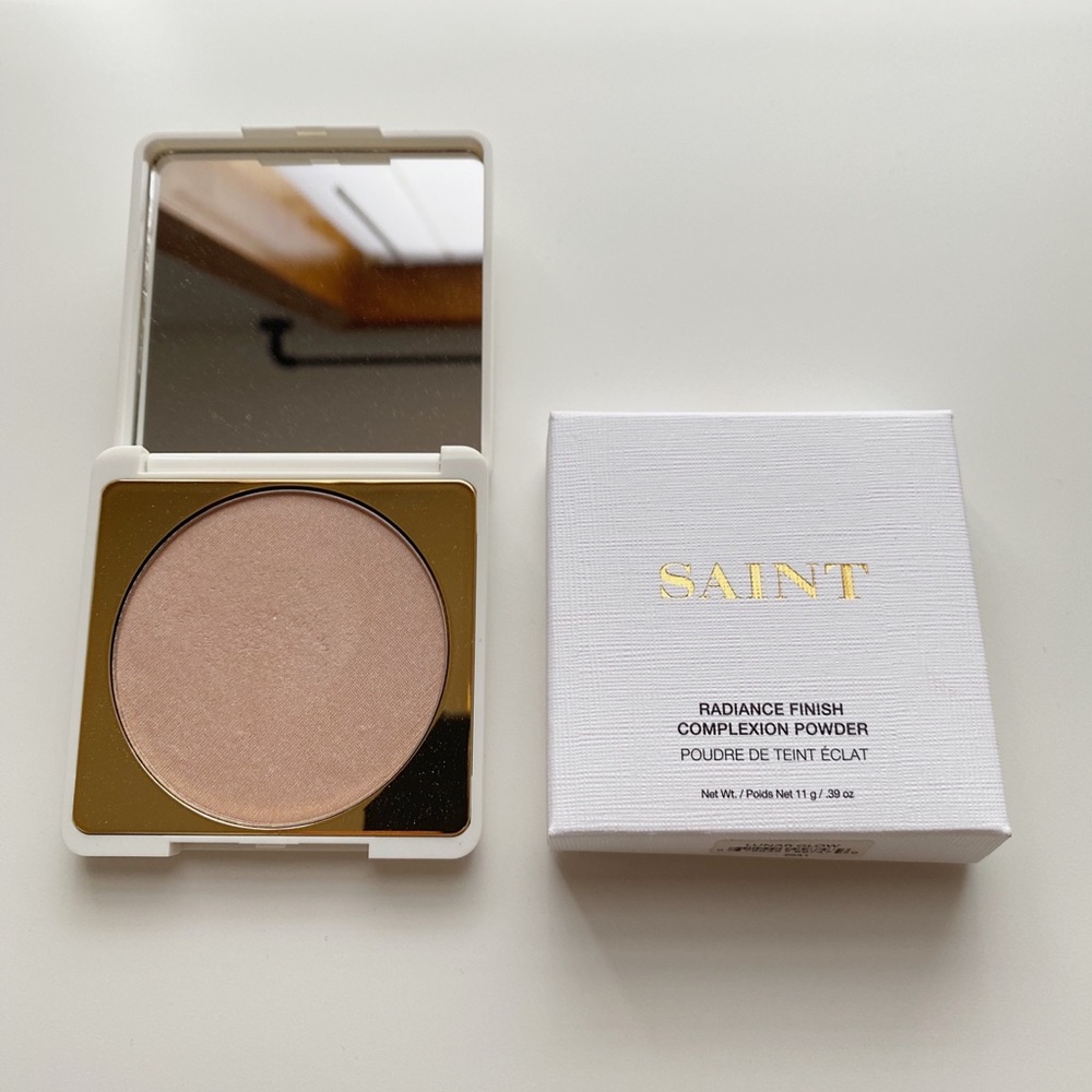 Saint Cosmetics Highlighting Powder